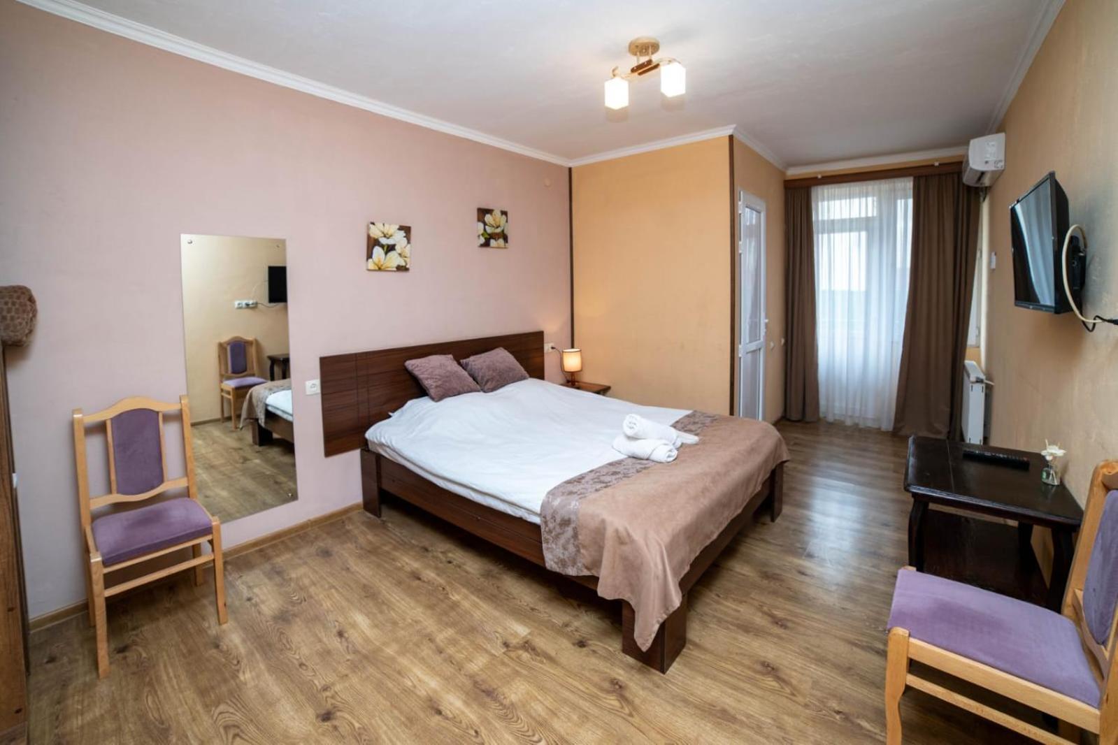 Guest House Kavkasioni 33 Telavi Esterno foto